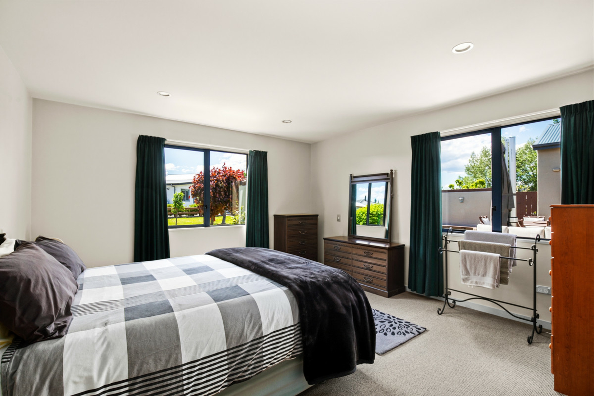 5 Spruce Close, ALEXANDRA