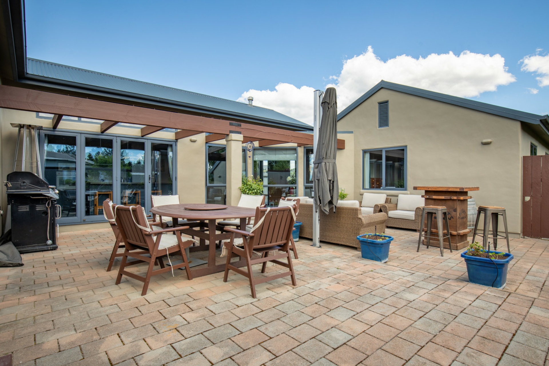 5 Spruce Close, ALEXANDRA