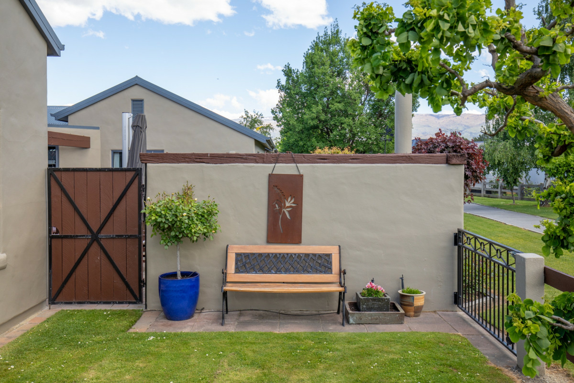 5 Spruce Close, ALEXANDRA