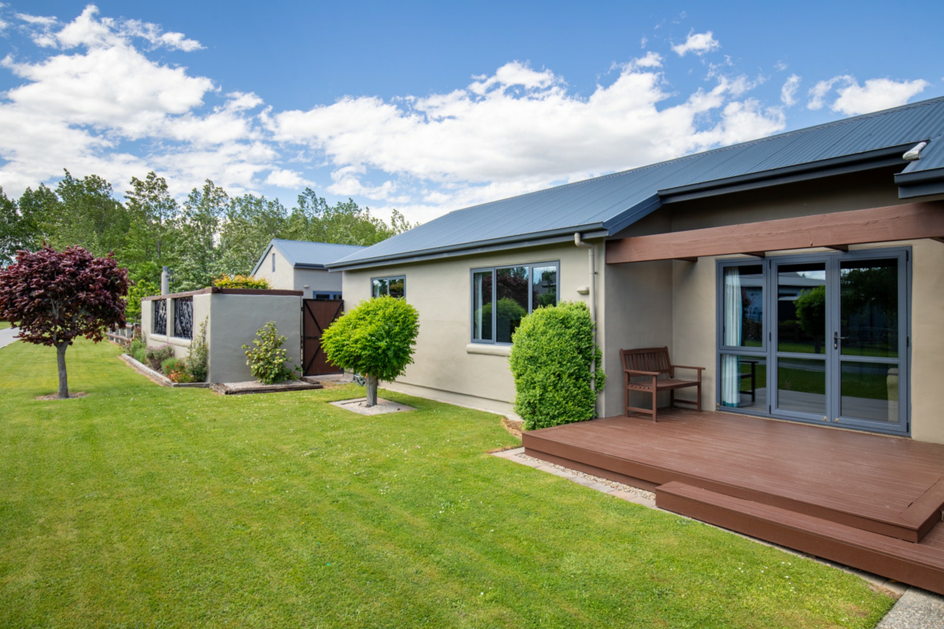 5 Spruce Close, ALEXANDRA