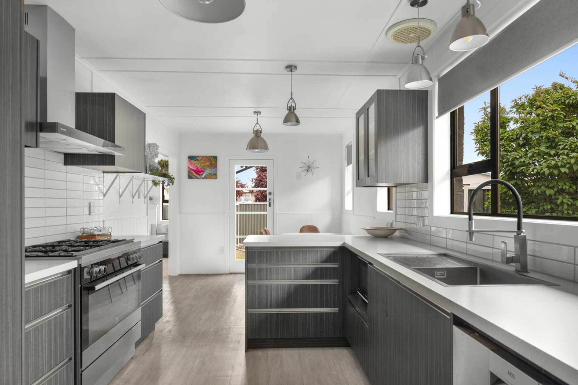 2 Royal Terrace, ALEXANDRA