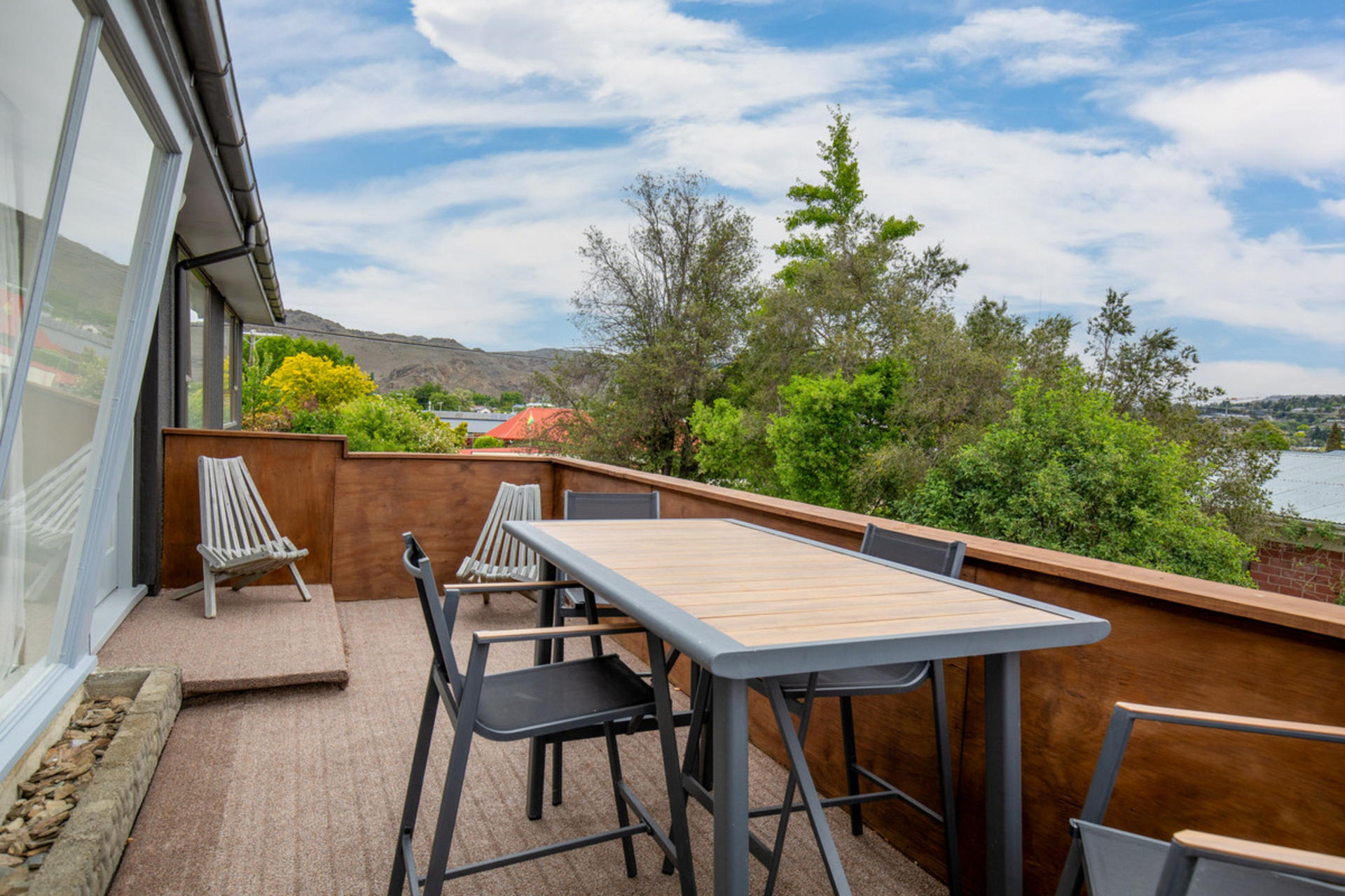 2 Royal Terrace, ALEXANDRA