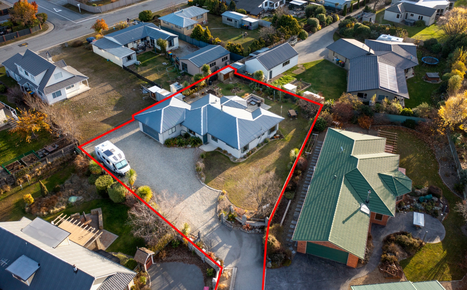 6 Albert Drive, CLYDE
