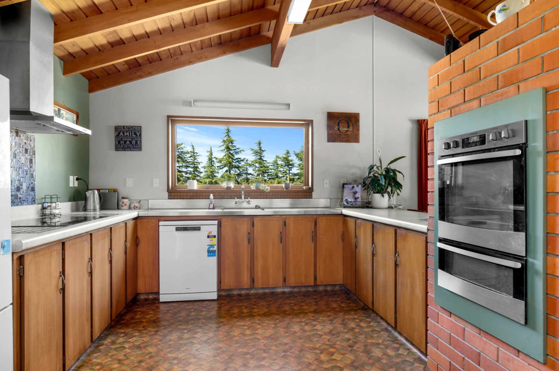 171 Airport Road, ALEXANDRA