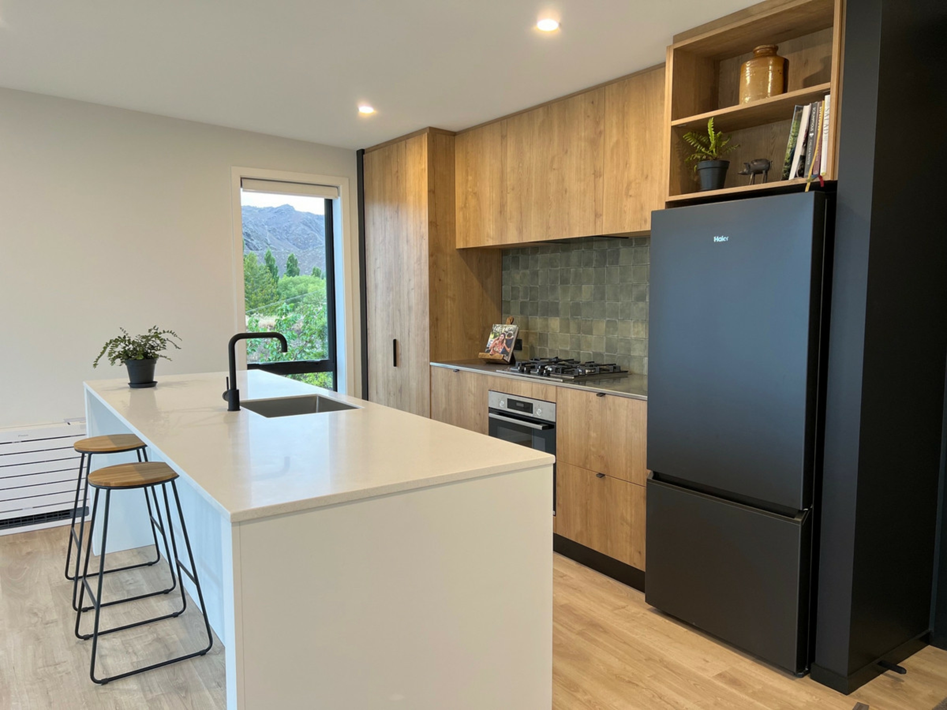 13E Hart Place, ALEXANDRA