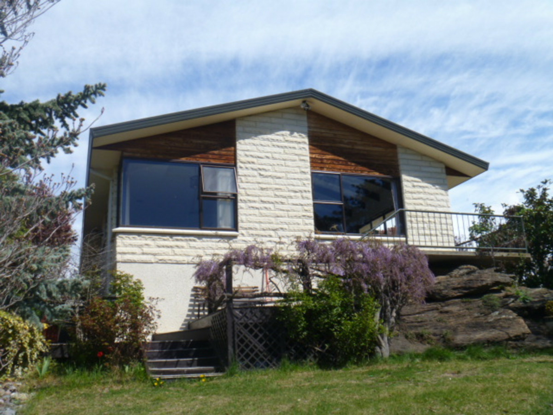 1 Kamaka Crescent, ALEXANDRA