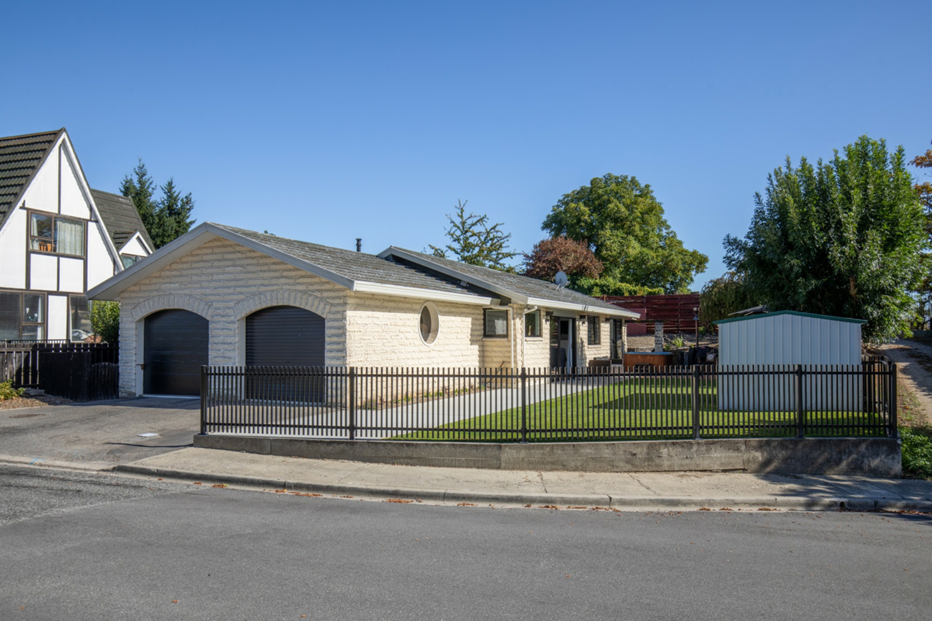 8 Hart Place, ALEXANDRA