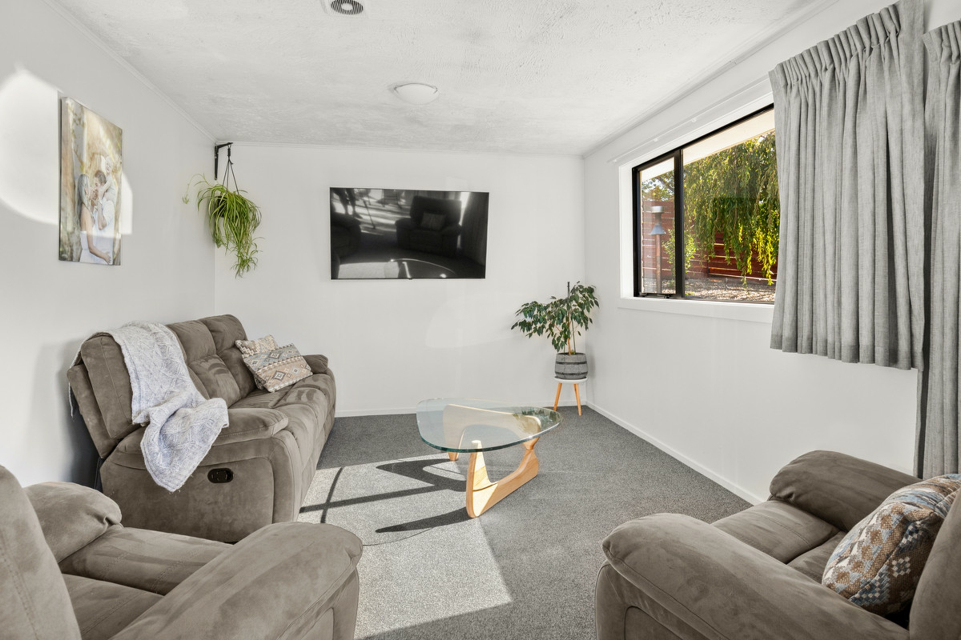 8 Hart Place, ALEXANDRA