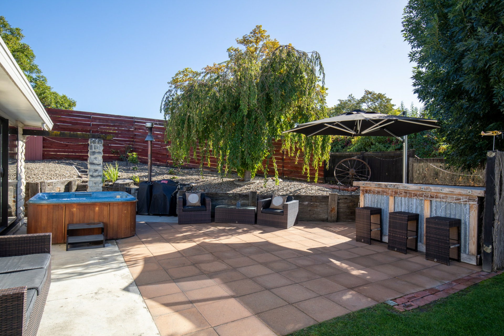 8 Hart Place, ALEXANDRA