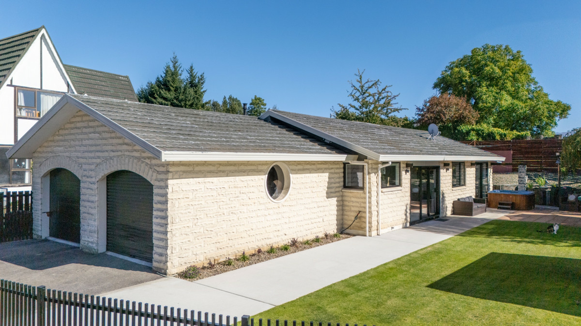 8 Hart Place, ALEXANDRA