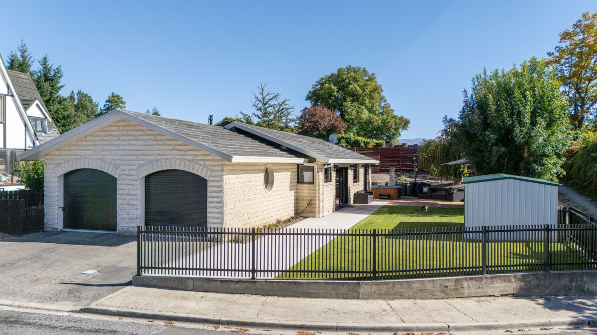 8 Hart Place, ALEXANDRA