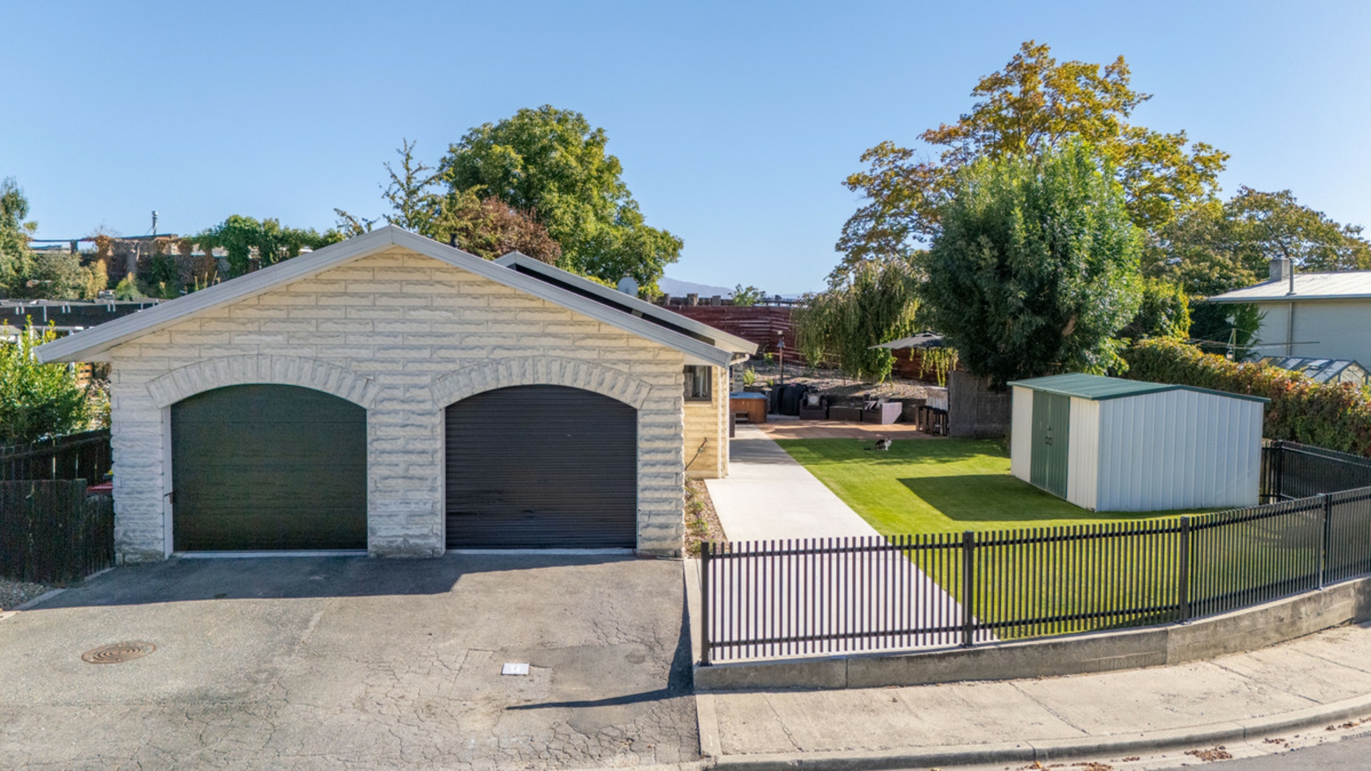 8 Hart Place, ALEXANDRA