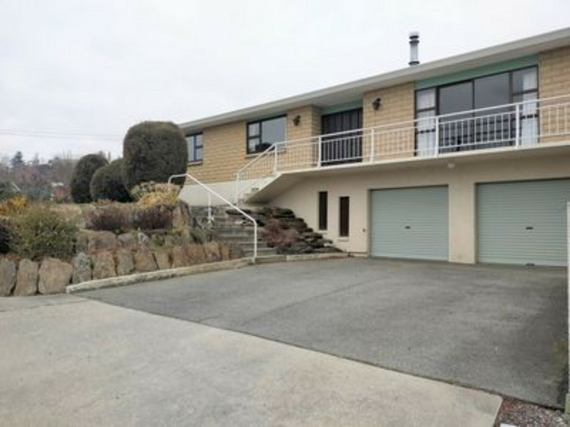 2 Athenry Road, ALEXANDRA