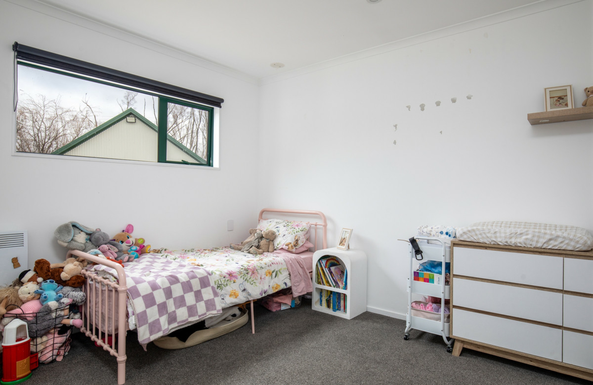 8 Letts Gully Road, ALEXANDRA