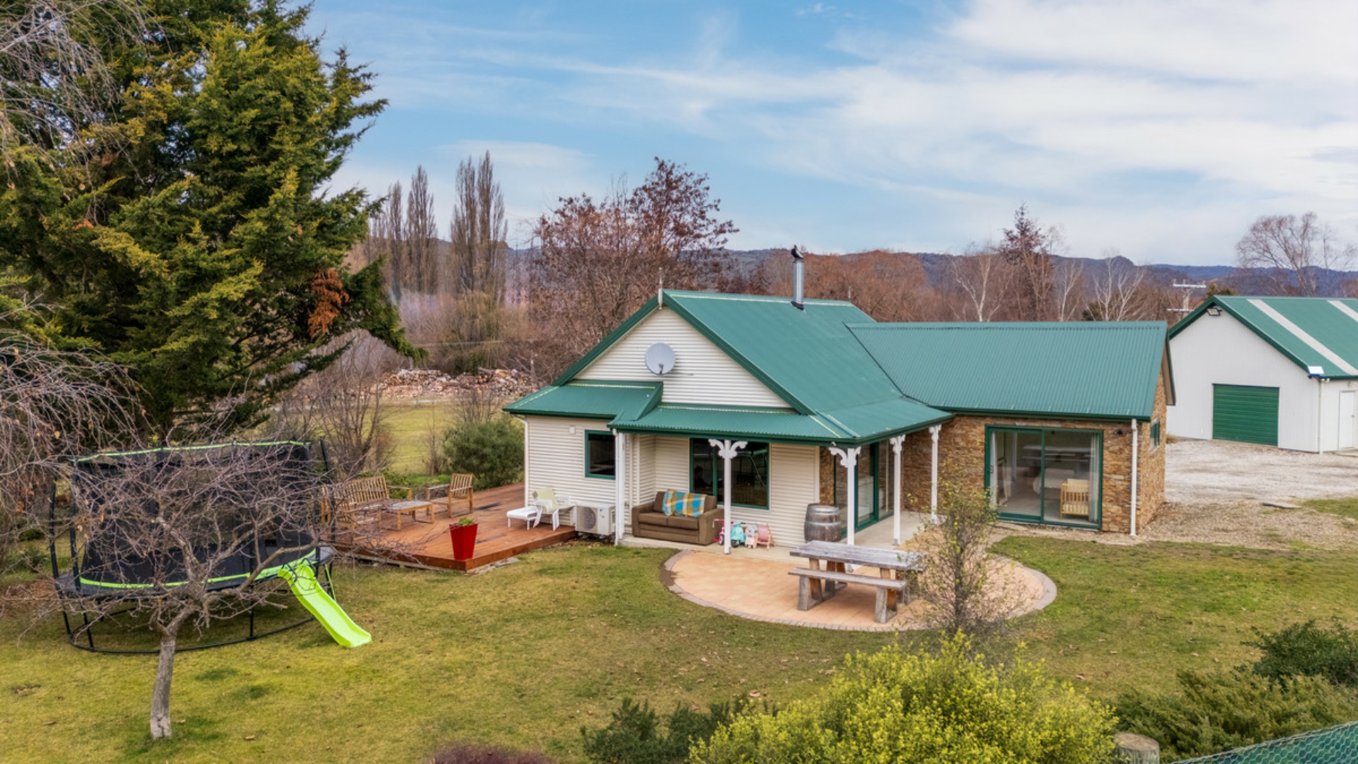 8 Letts Gully Road, ALEXANDRA