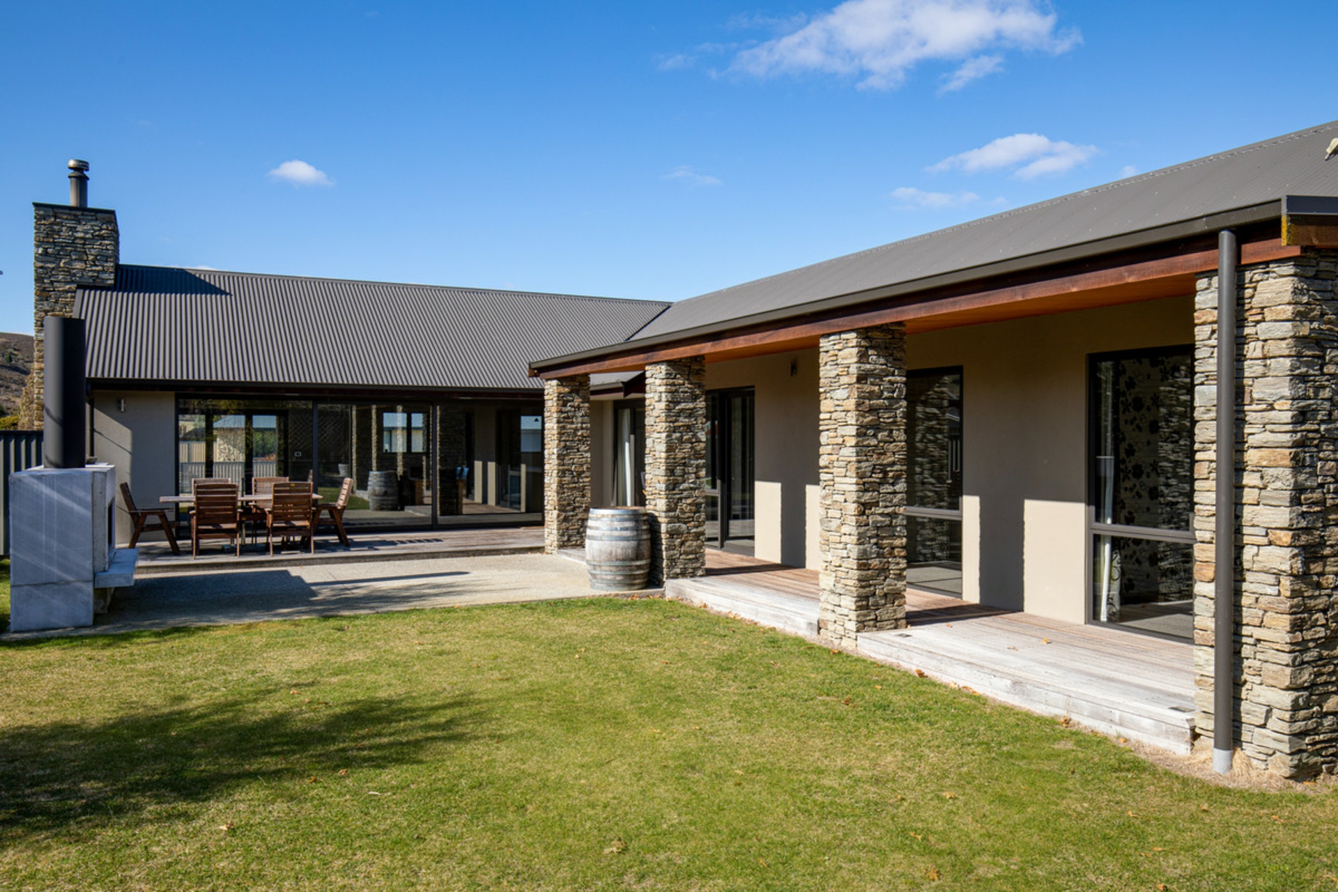10 Elizabeth Place, CLYDE