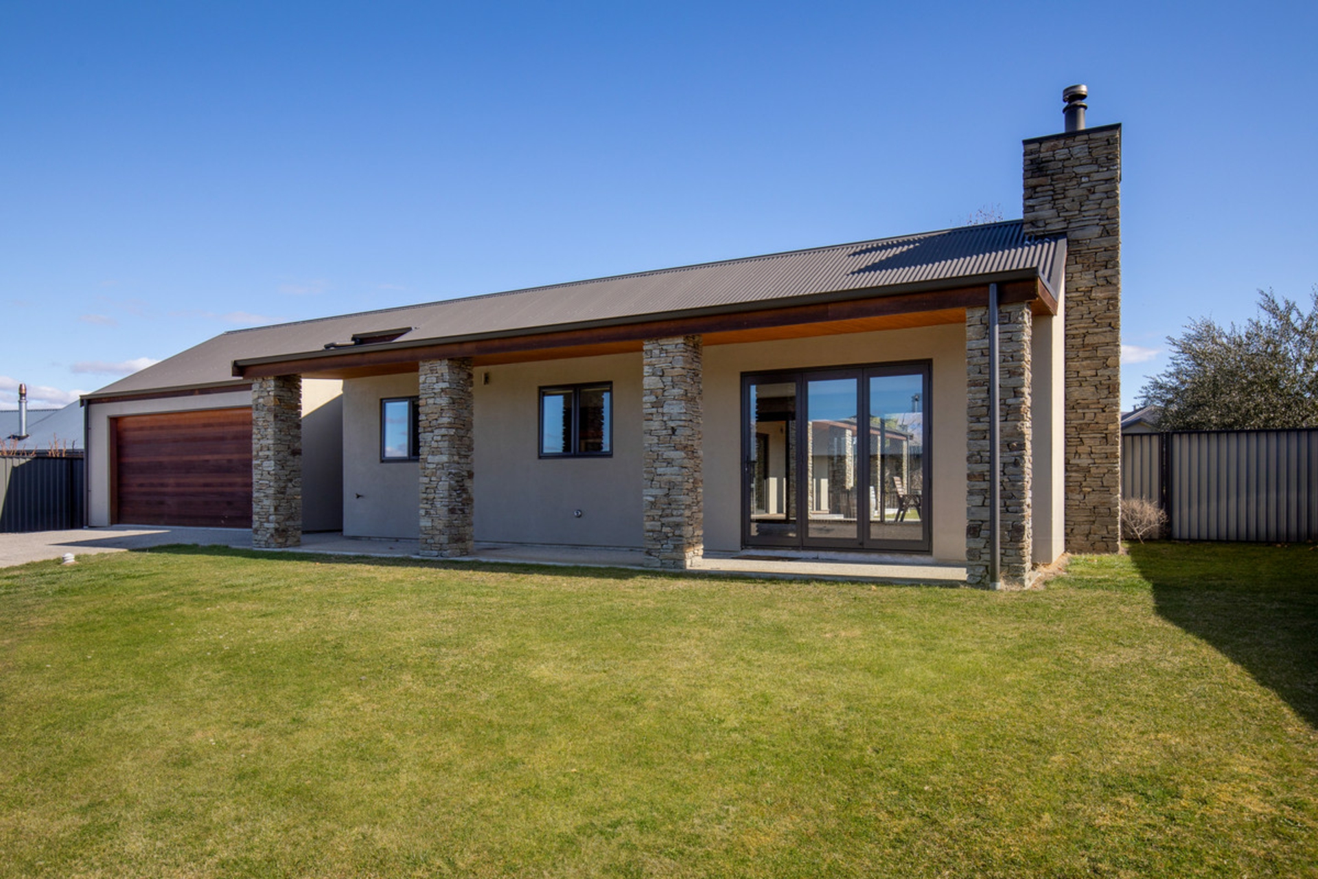 10 Elizabeth Place, CLYDE
