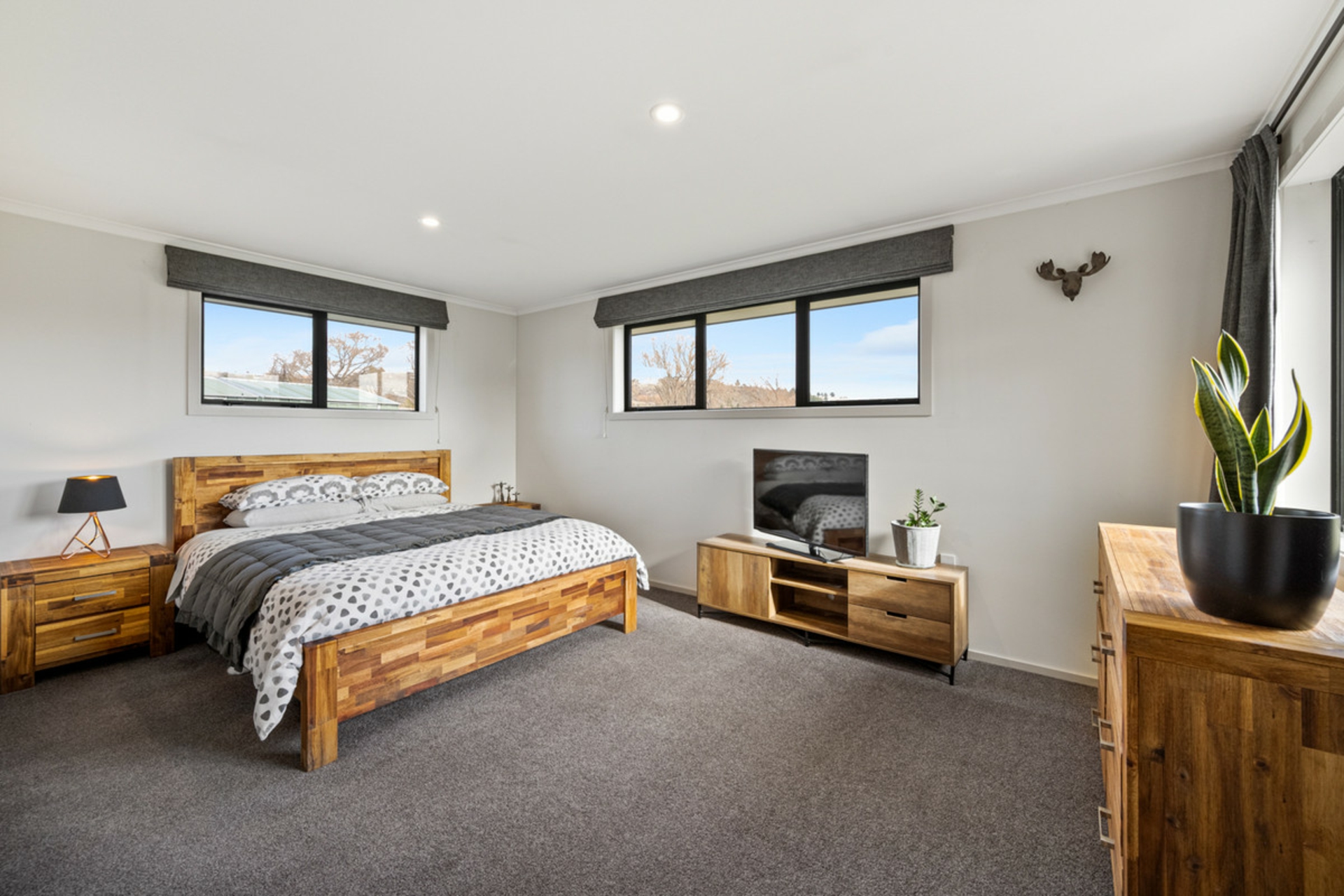 11 Walnut Grove, ALEXANDRA