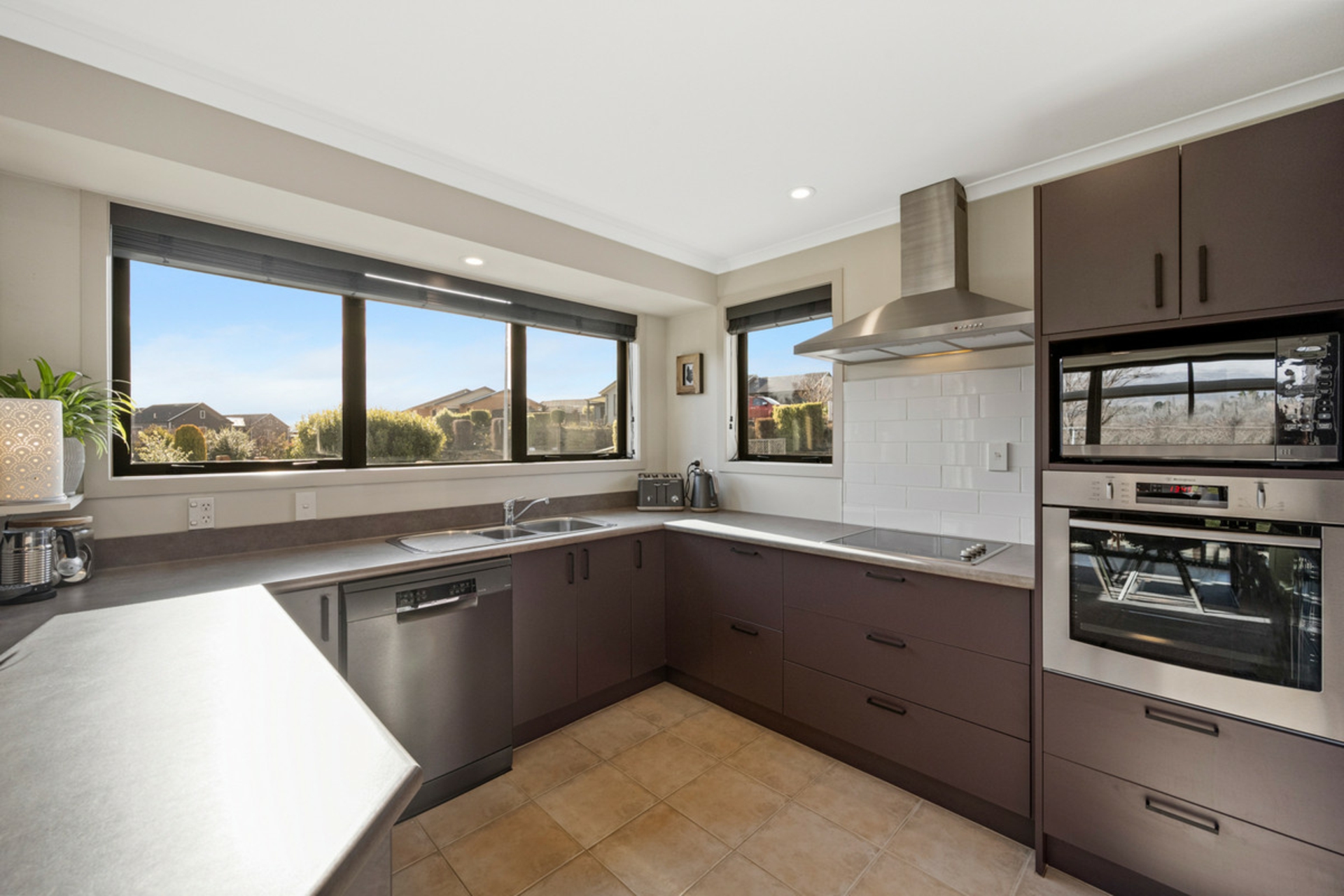 11 Walnut Grove, ALEXANDRA