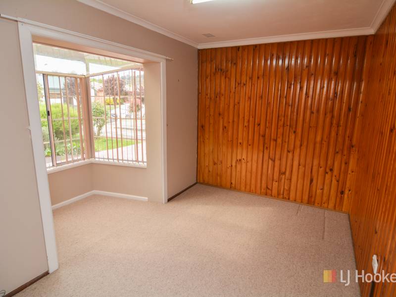 74 Rifle Parade, LITHGOW
