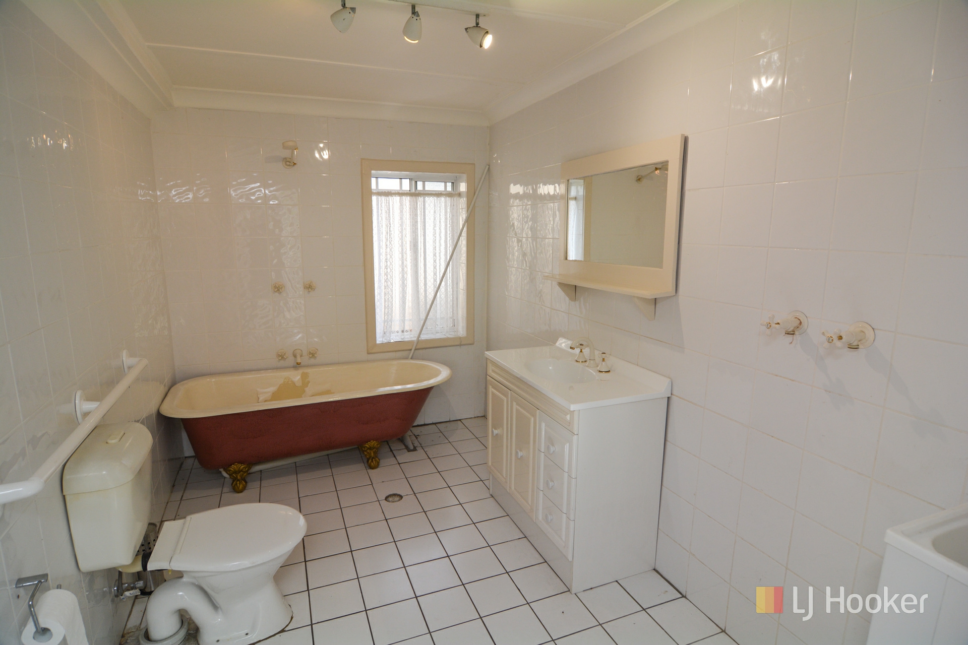 20 Lithgow Street — photo 3 of 15
