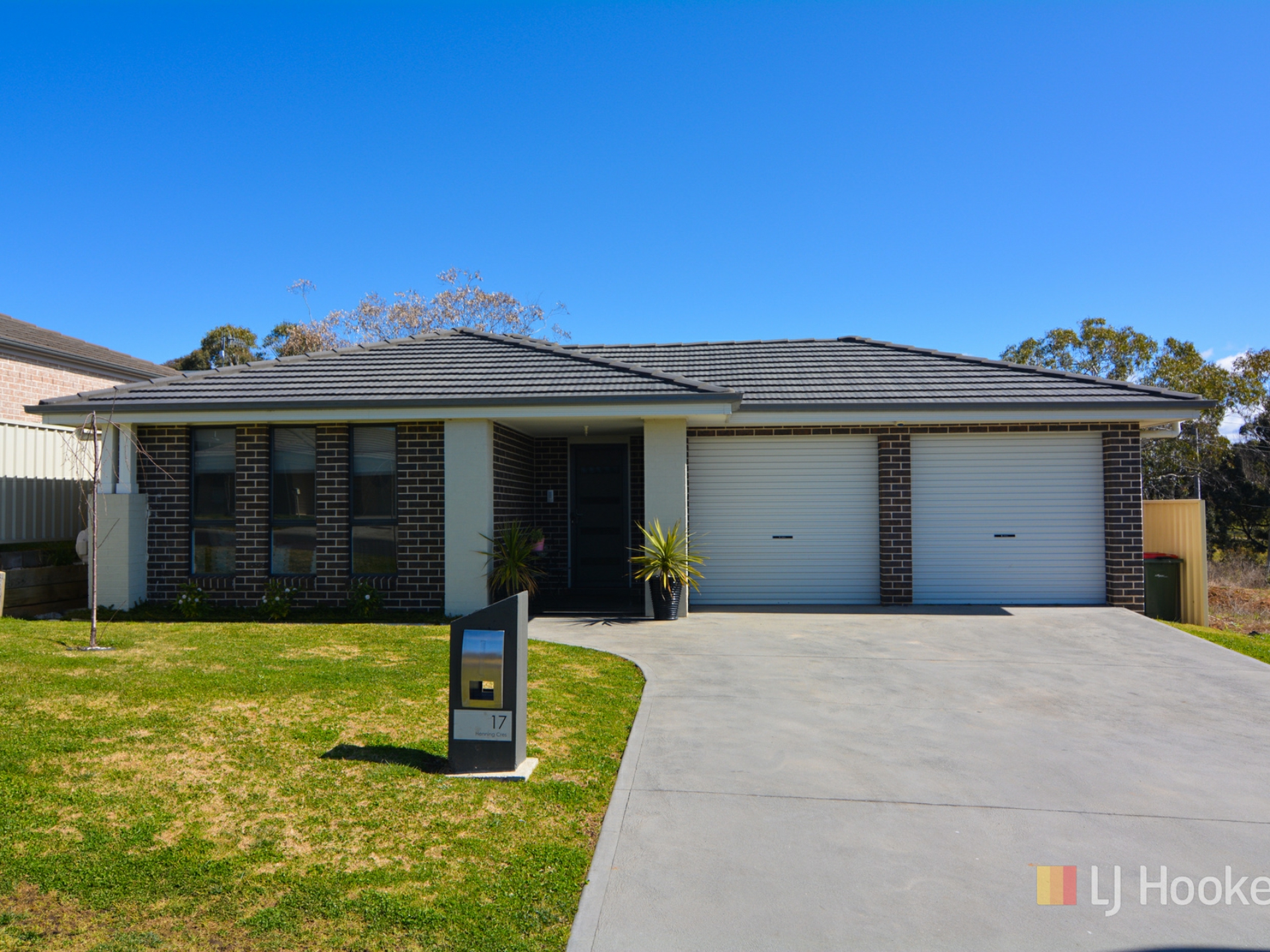 17 Henning Crescent, Wallerawang