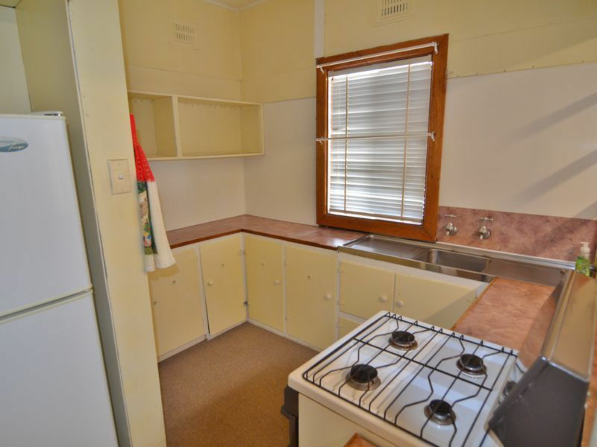 28 First Street, LITHGOW