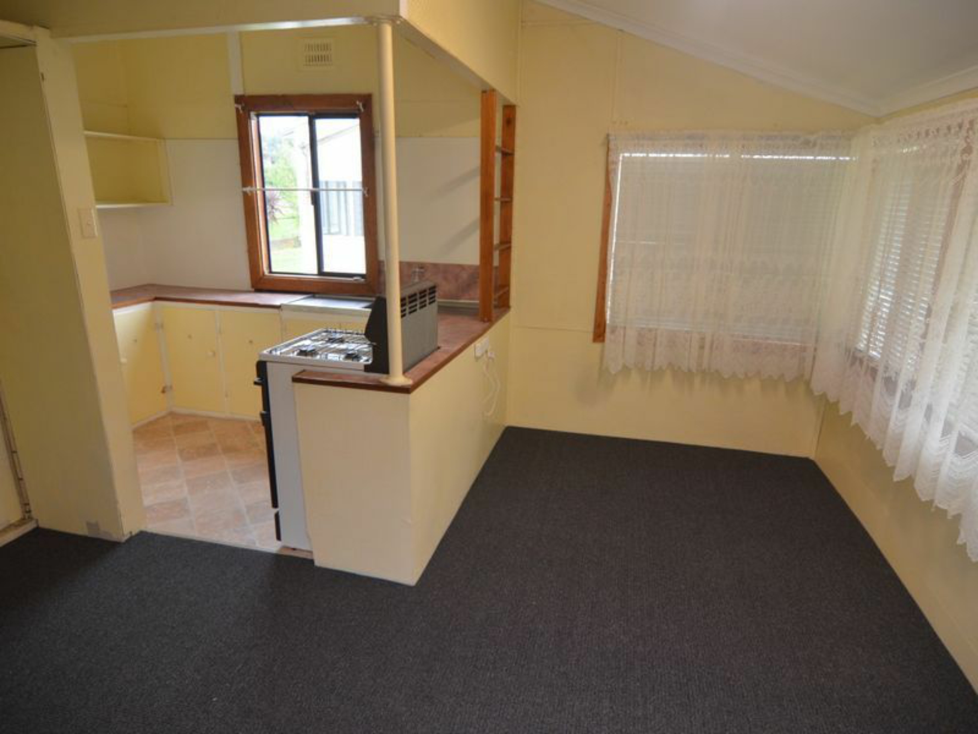 28 First Street, LITHGOW