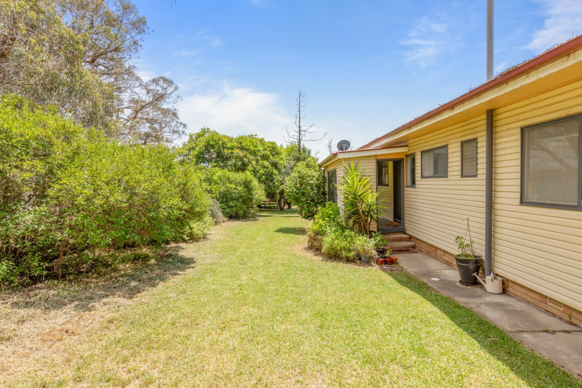 502 Back Cullen Road, PORTLAND