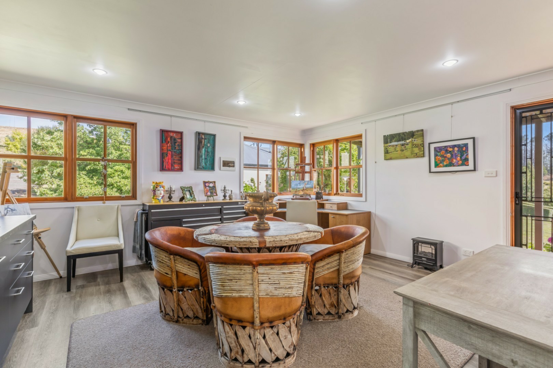 6121 Castlereagh Highway, RUNNING STREAM