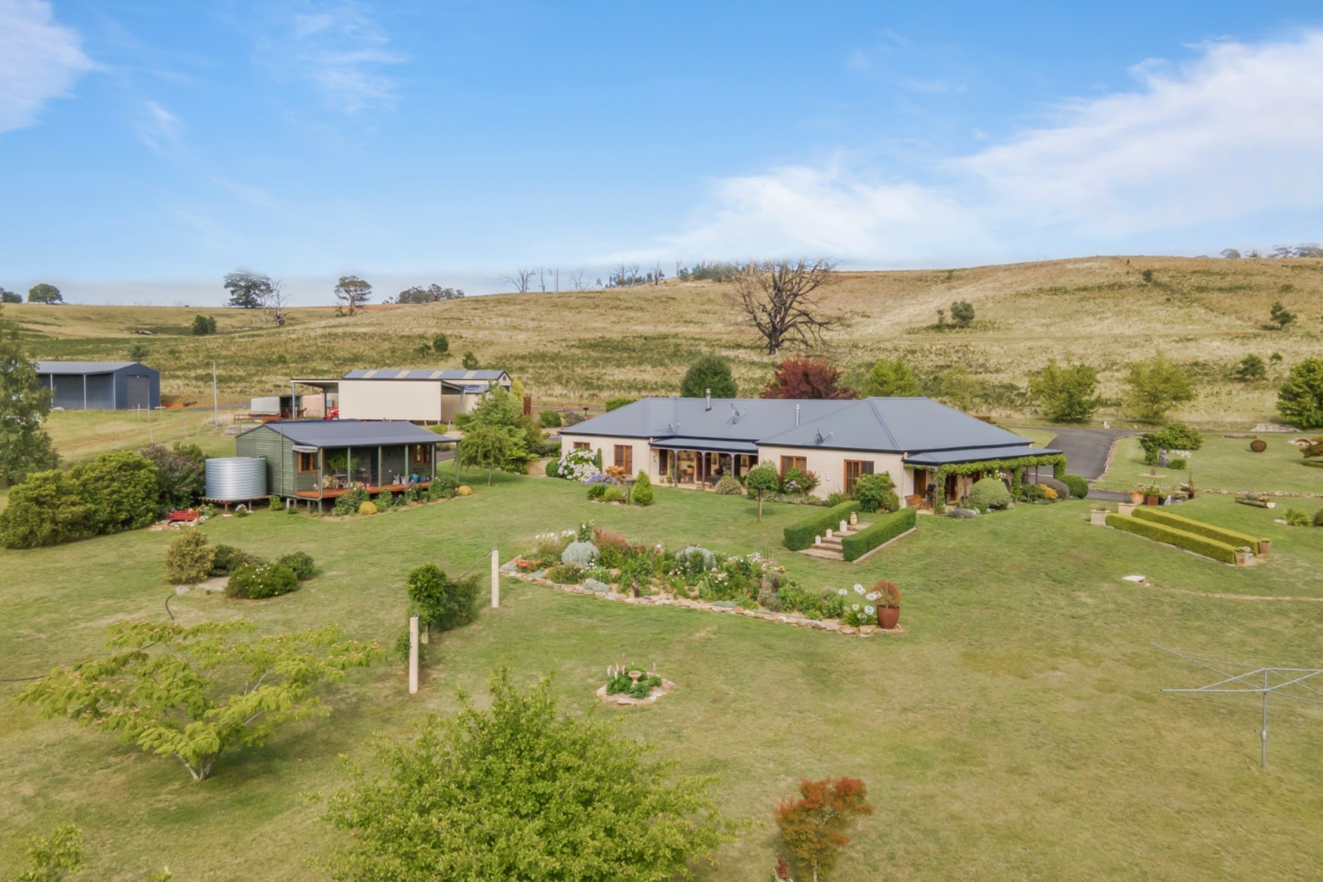6121 Castlereagh Highway, RUNNING STREAM