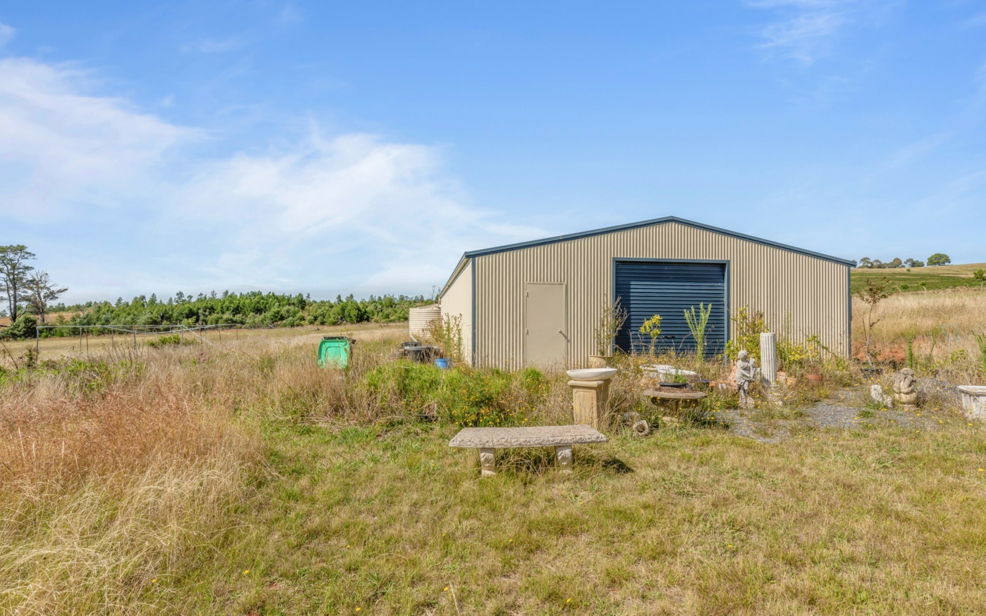 6121 Castlereagh Highway, RUNNING STREAM