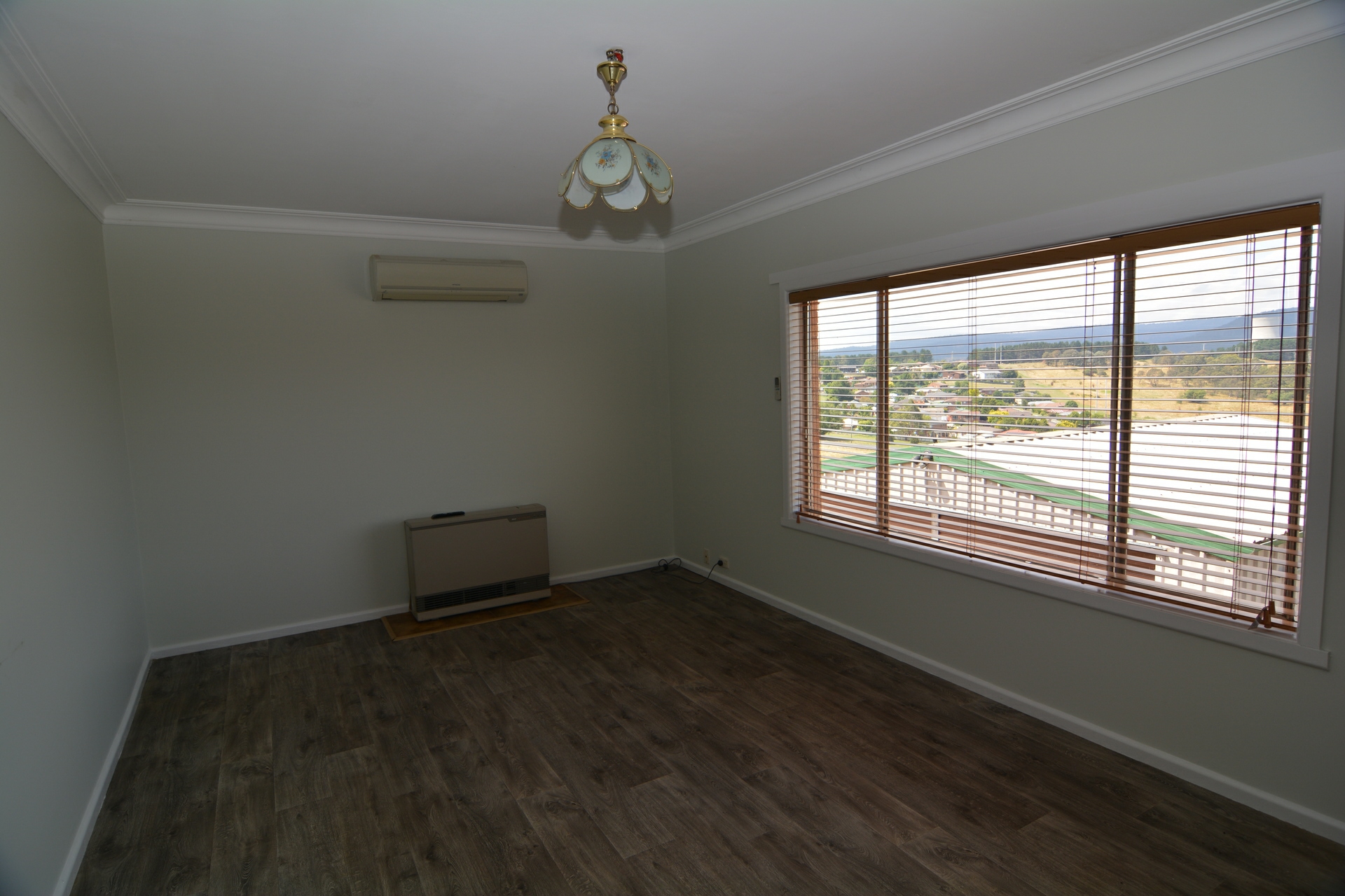 30 Lyon Parade, WALLERAWANG