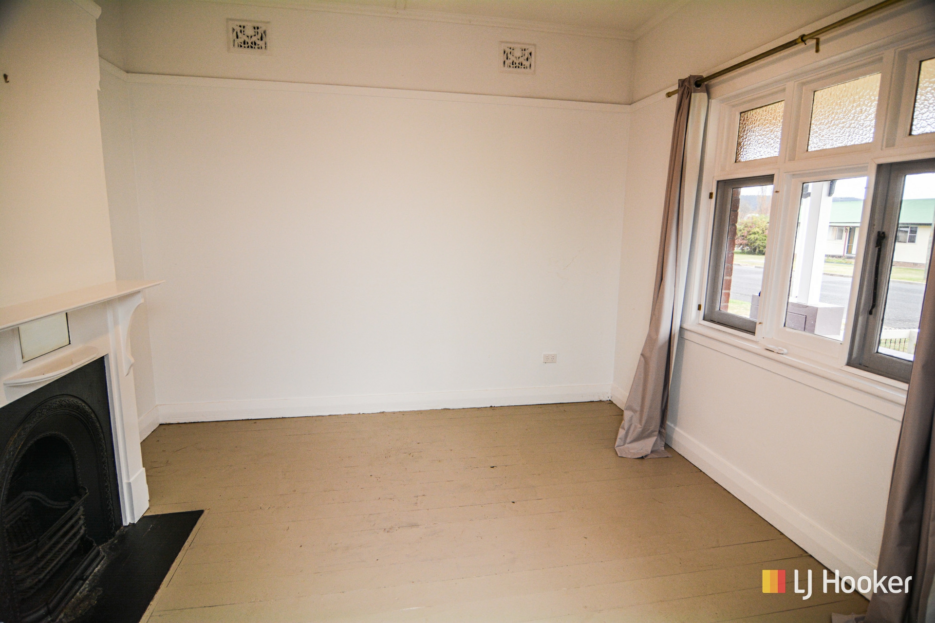 11 Guy Street, LITHGOW