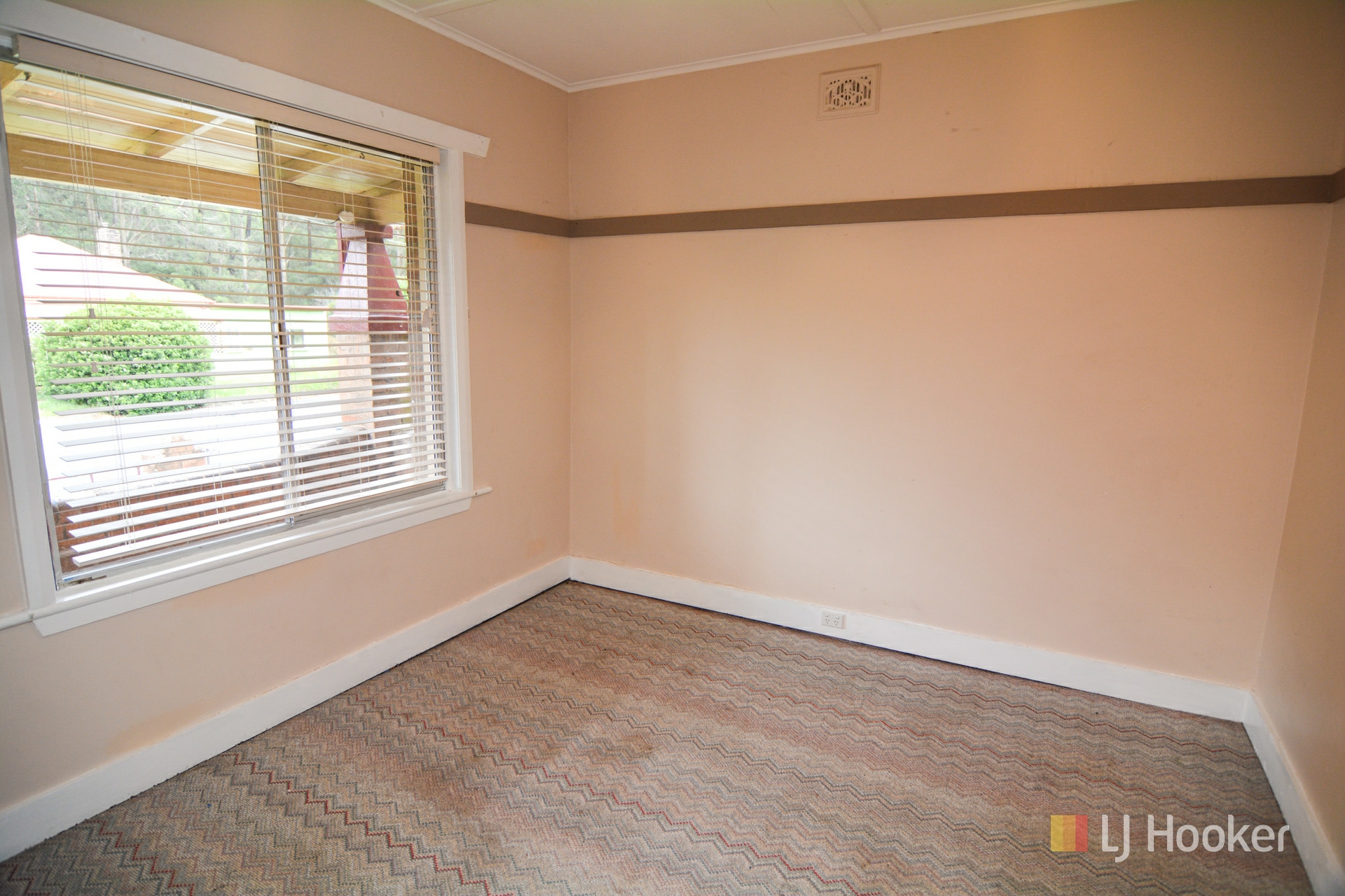 15 Brook Street, LITHGOW