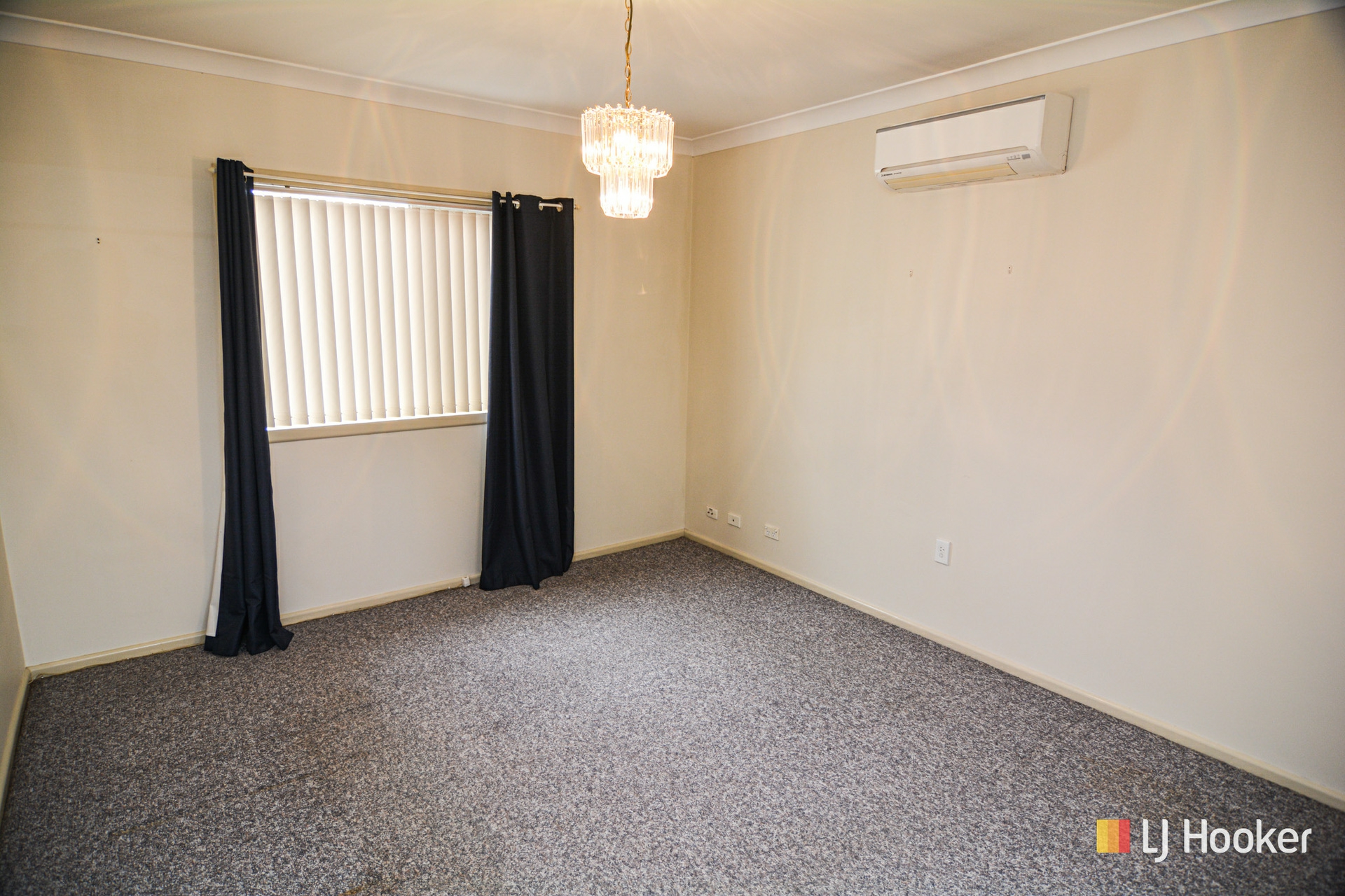 19 Enfield Avenue, LITHGOW