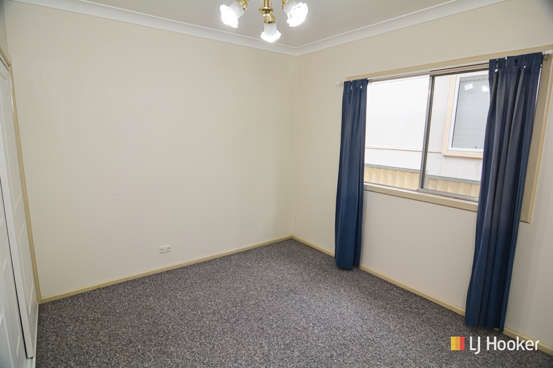 19 Enfield Avenue, LITHGOW