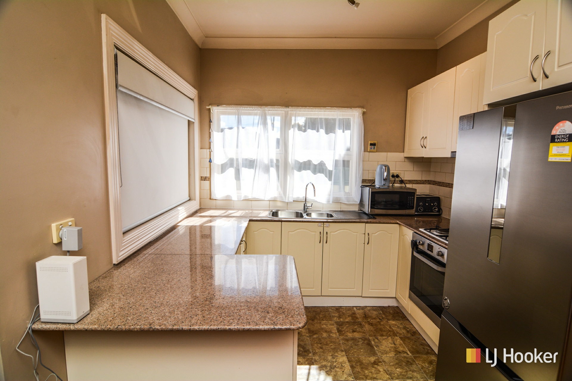 6 King Street Lithgow Nsw House For Rent Lj Hooker