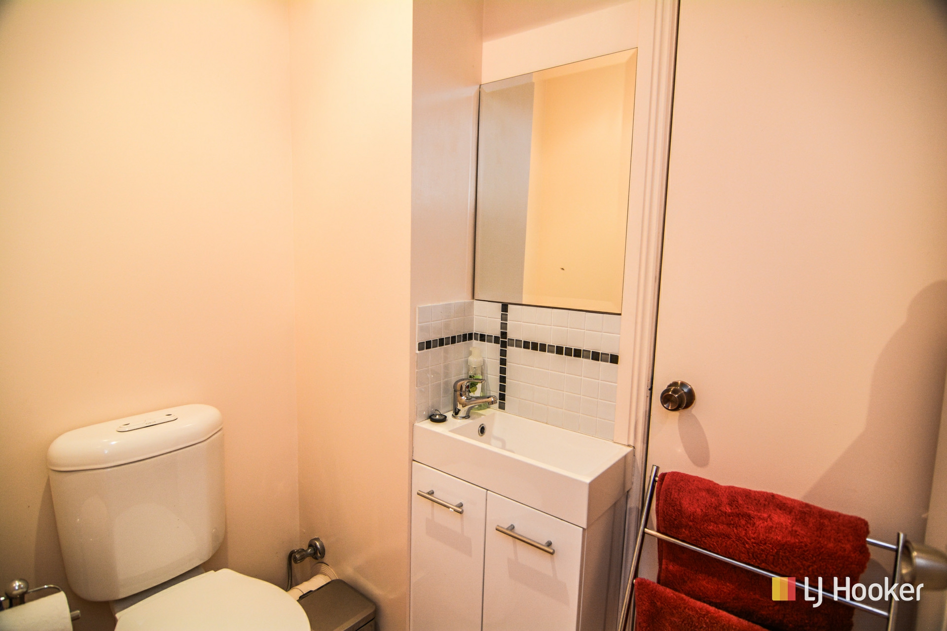 58 Mort Street — photo 16 of 23