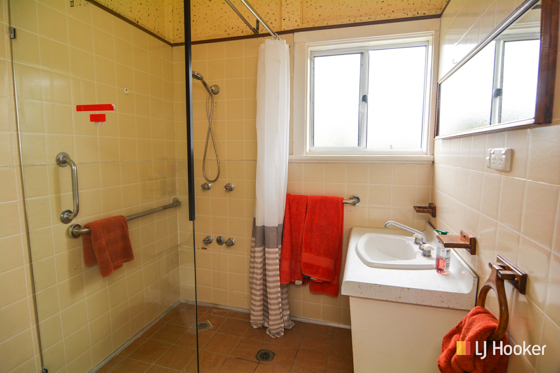 6 Whitton Street — photo 3 of 13