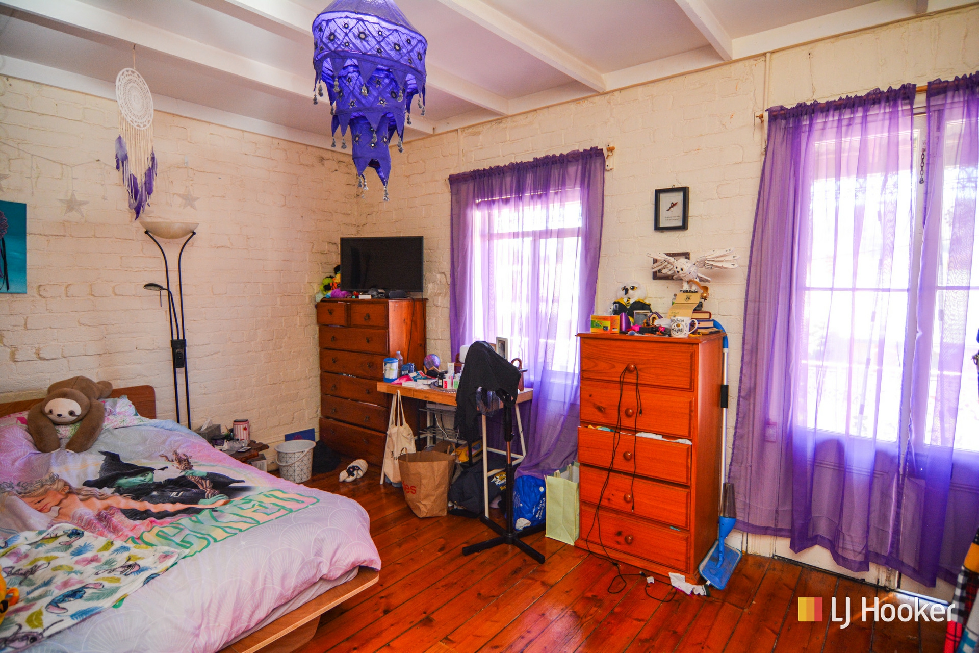 106 Inch Street — photo 6 of 15
