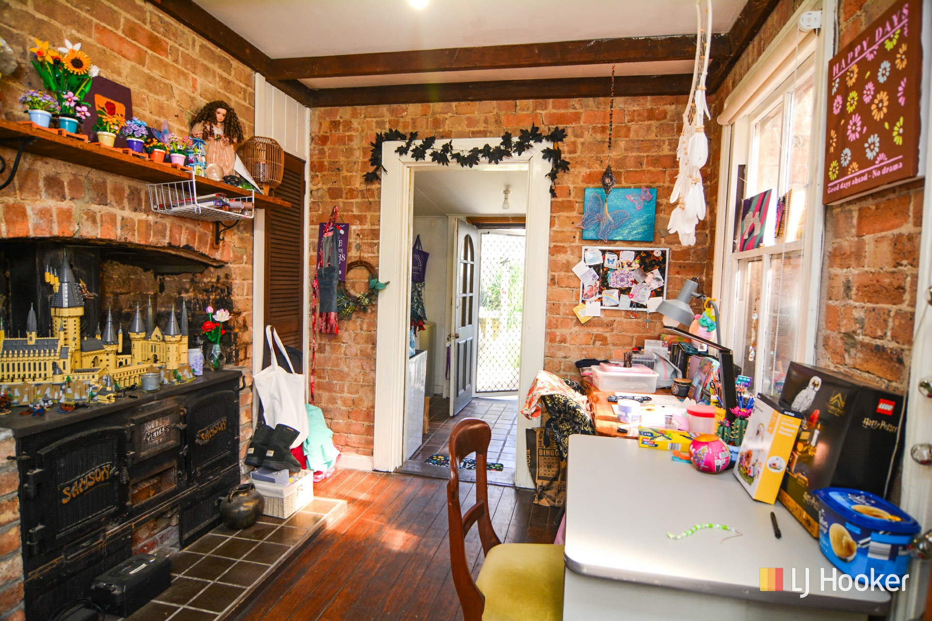 106 Inch Street — photo 8 of 15