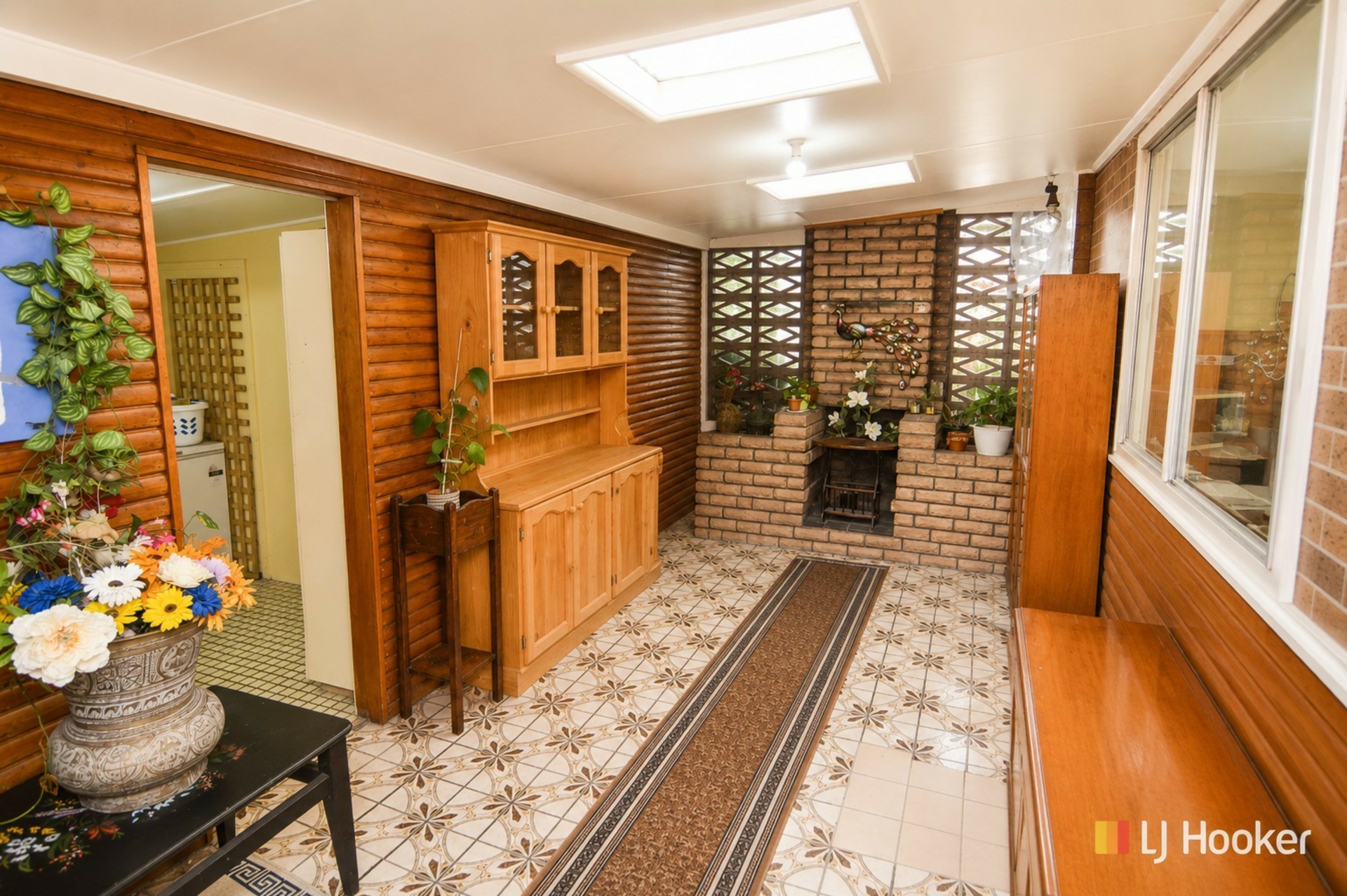 38 Coalbrook Street — photo 9 of 14