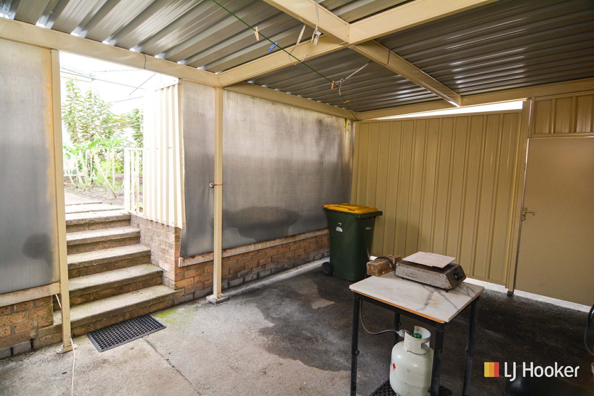 43 Chifley Road — photo 7 of 12