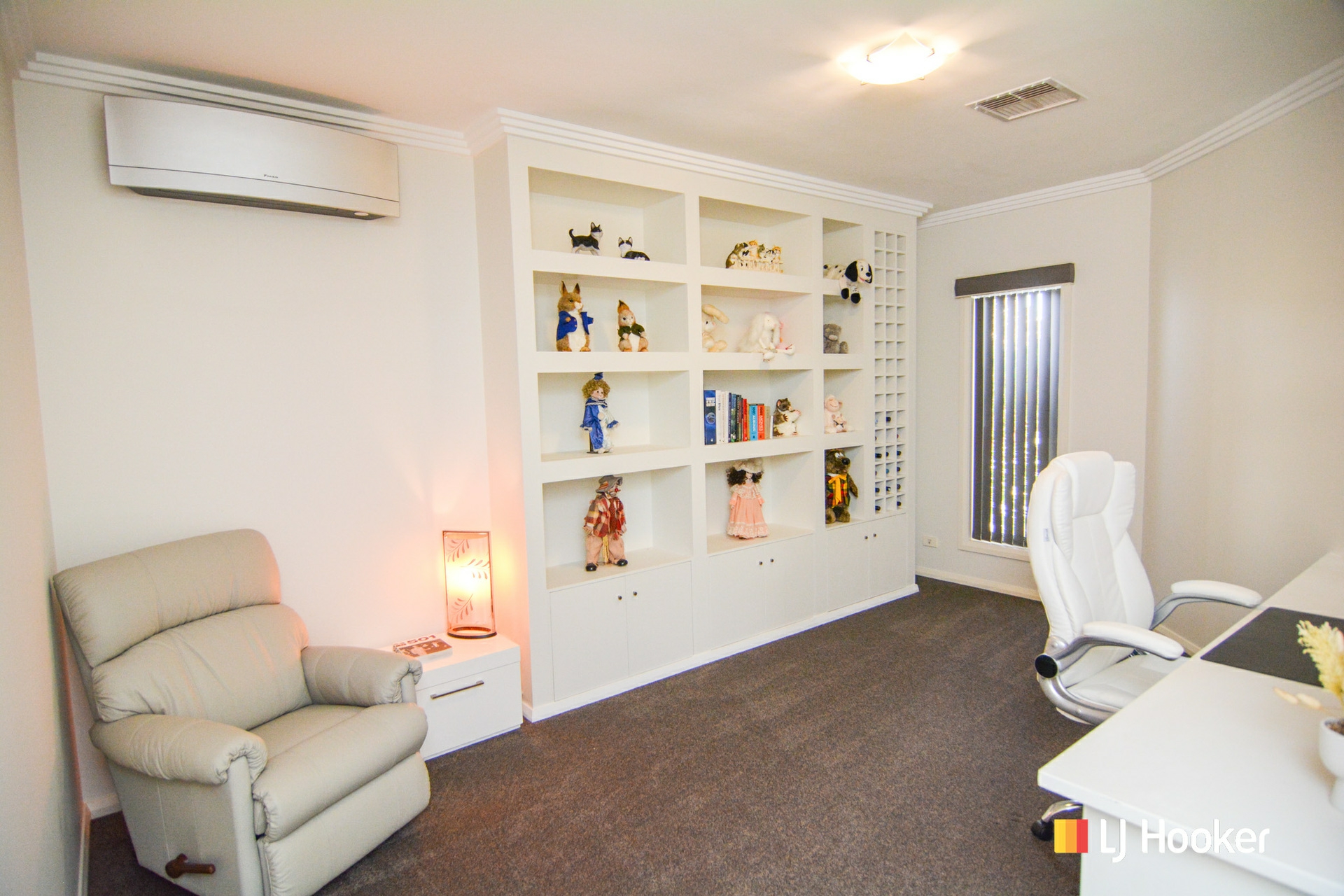 14 Sandalwood Drive — photo 8 of 30