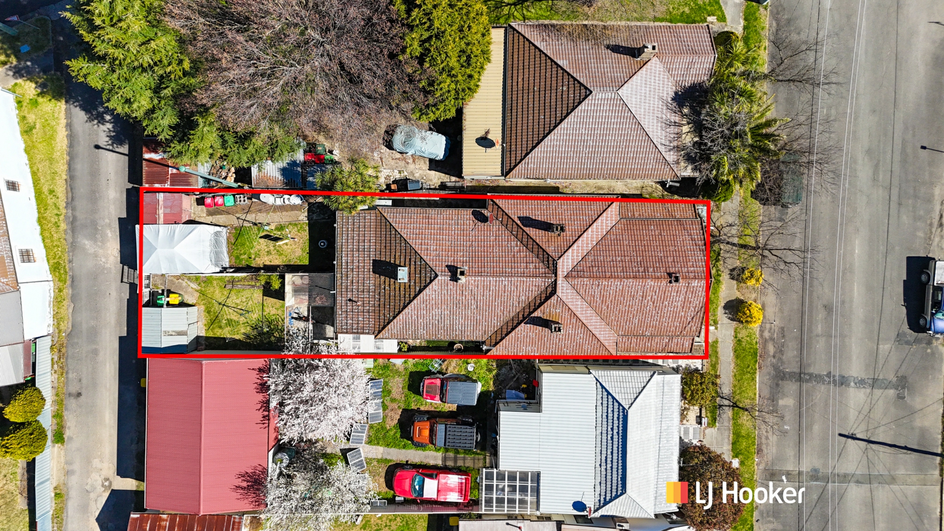 29-31 Read Avenue — photo 15 of 17