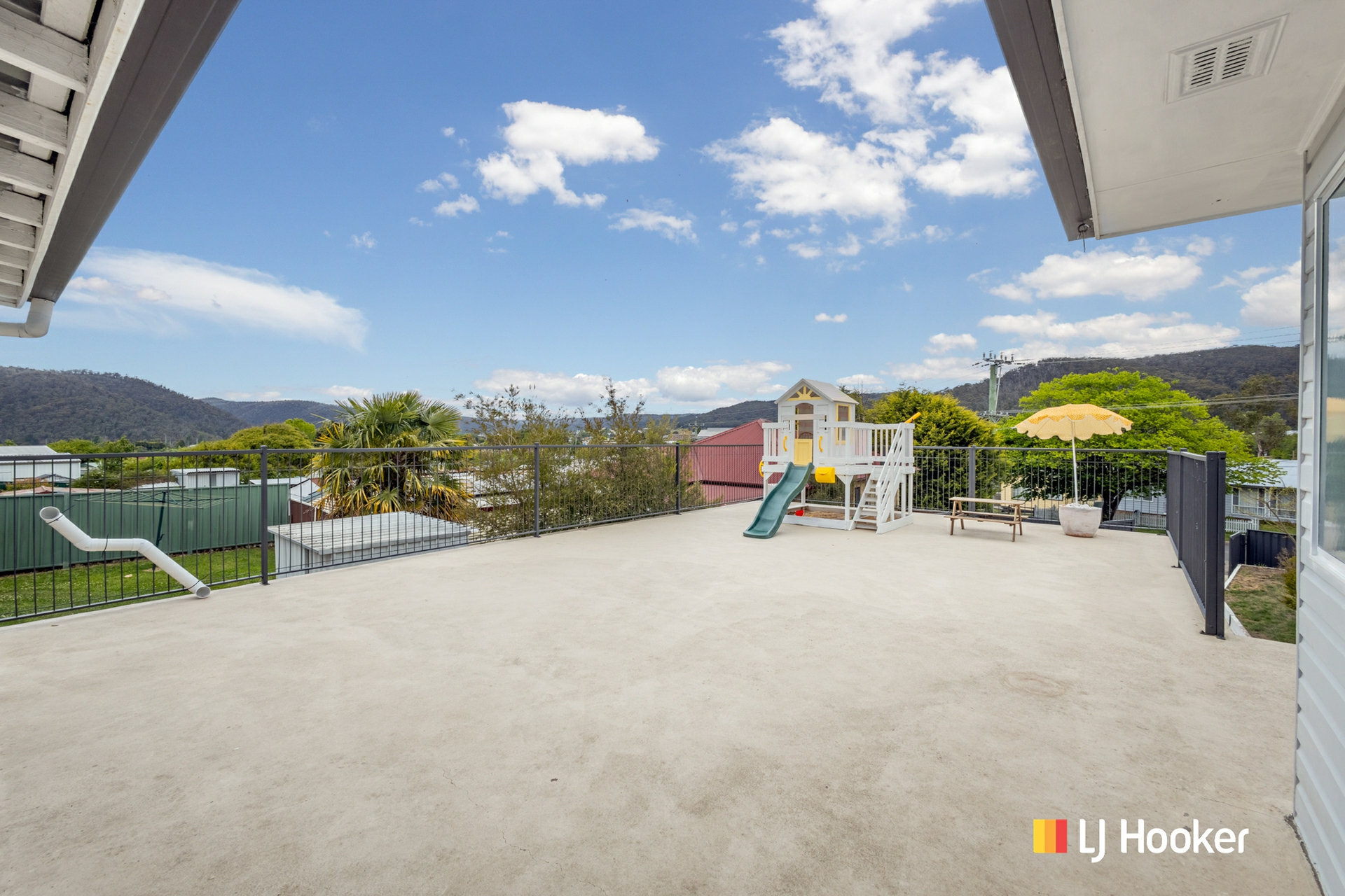 1005 Great Western Highway — photo 19 of 23