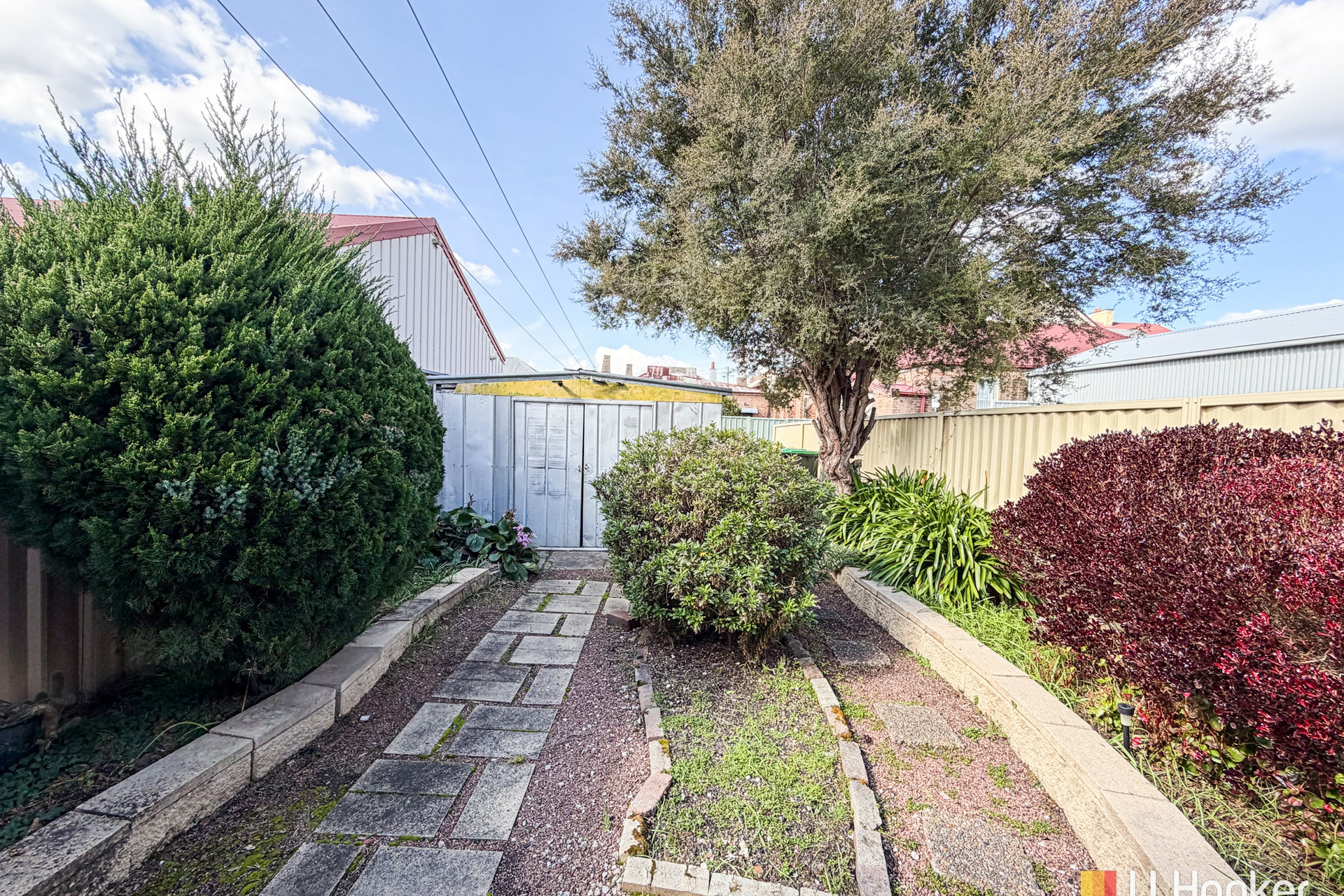 11 Spooner Street — photo 4 of 10