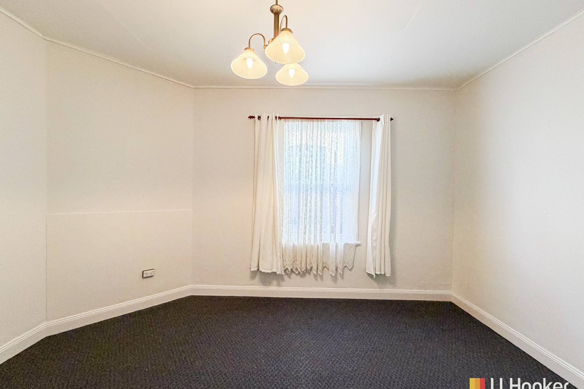 11 Spooner Street — photo 6 of 10
