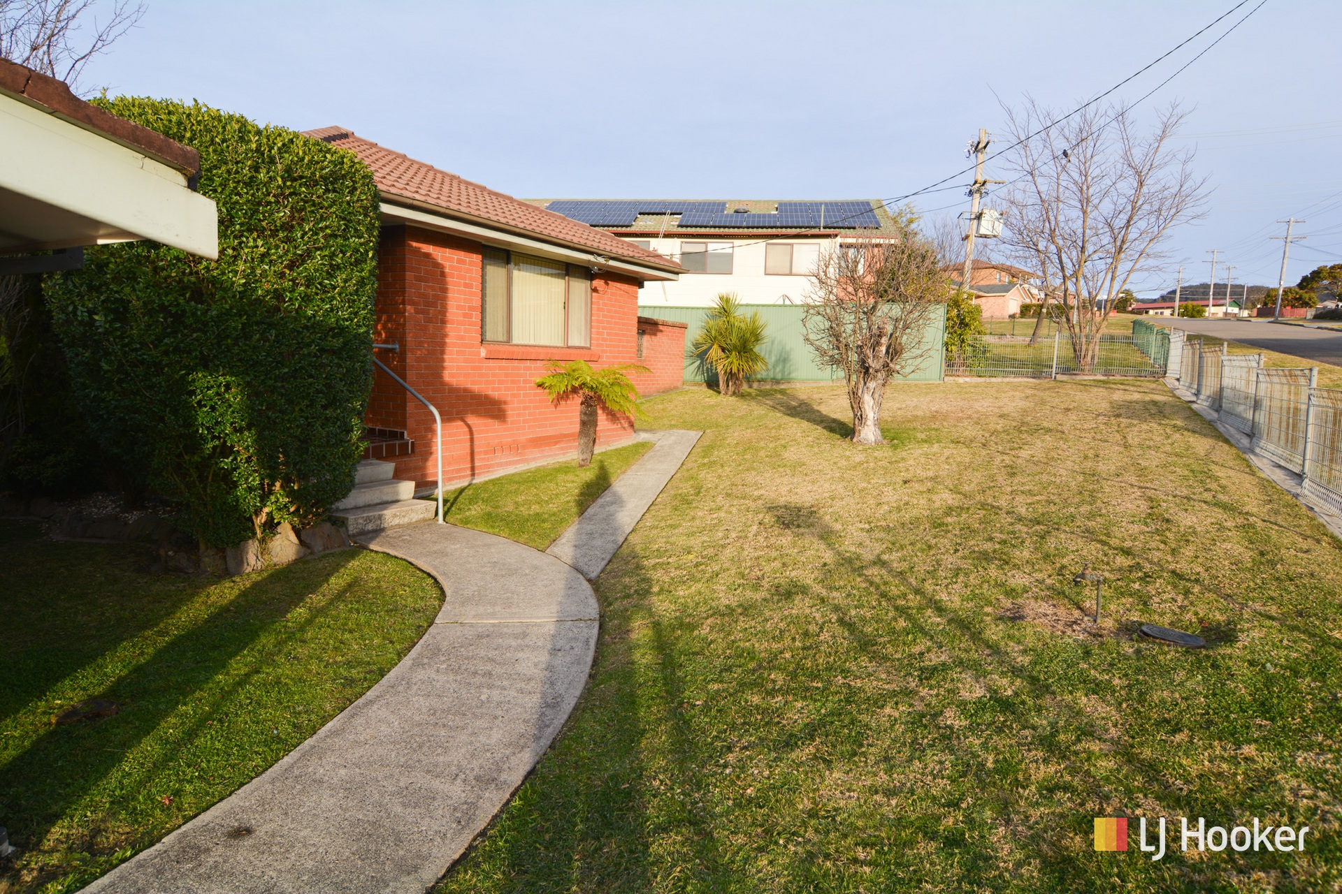 19 Tweed Road — photo 15 of 17